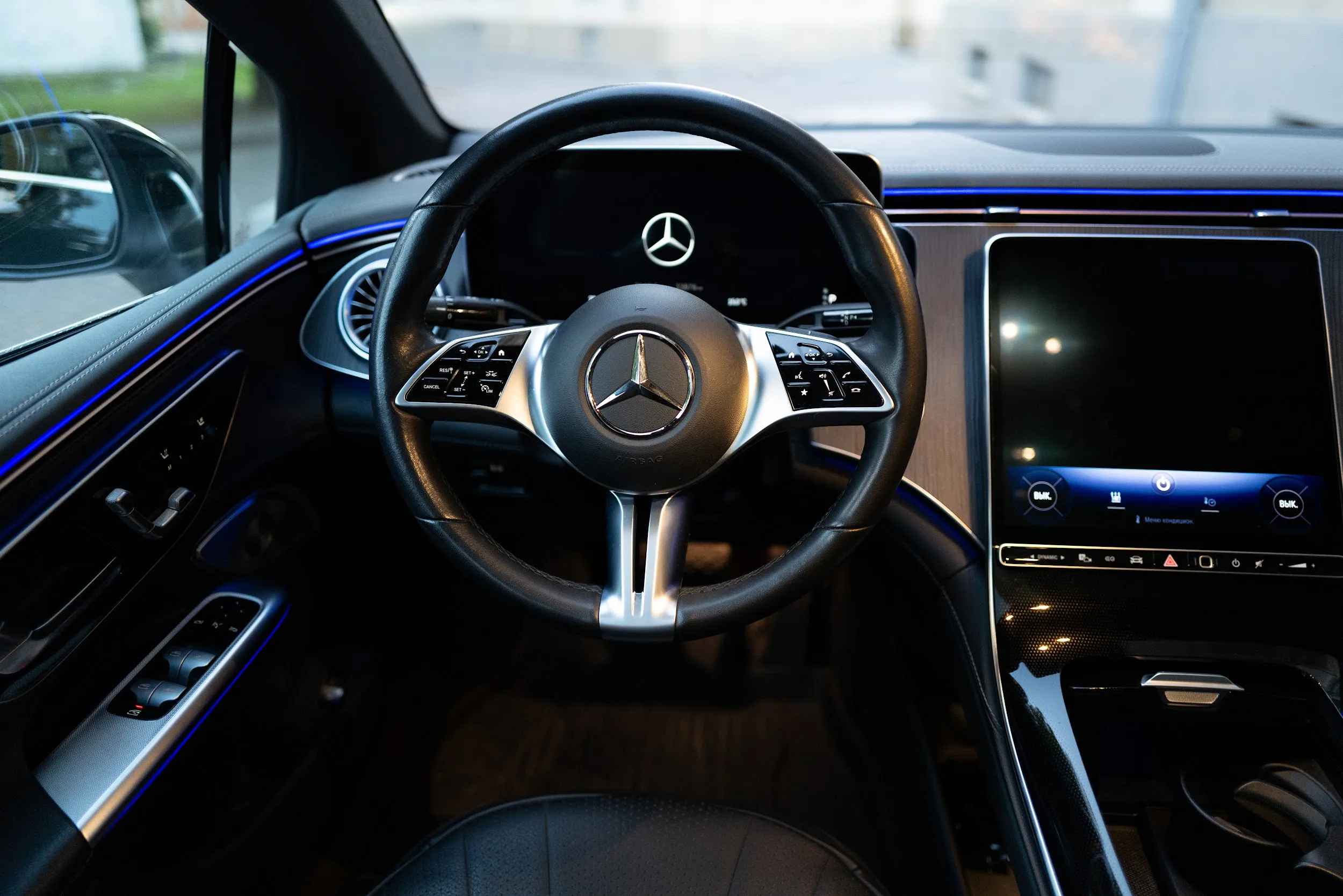 Mercedes-Benz EQE 88MAX — SoloTransferi äritransport lepinguga