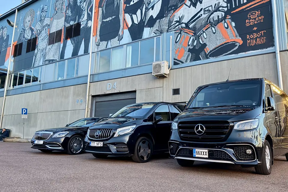 SoloTransferi Mercedes-Benzi autopark artistide transpordil